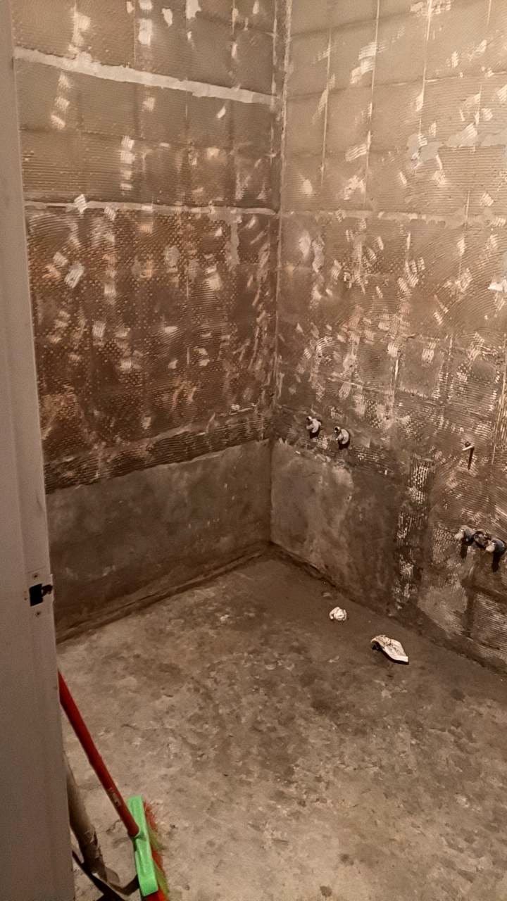 楊梅浴室牆地磚打除與管線周邊施工